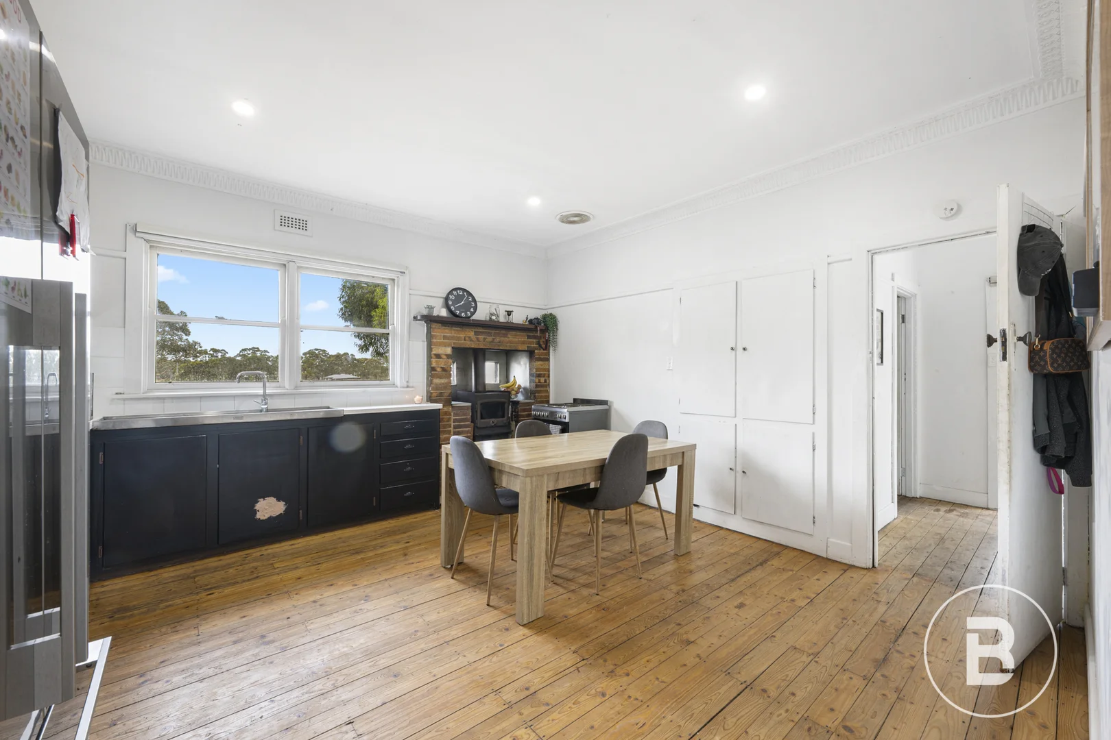 Additional image 5 of 350 Bucknall Street, Carisbrook VIC 3464