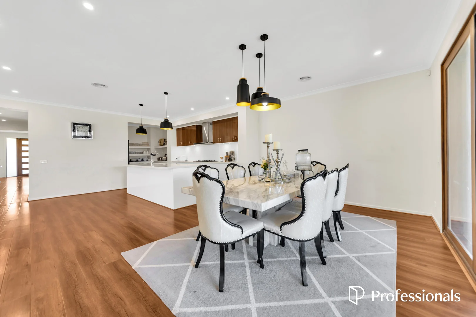 Additional image 5 of 70 Viewbright Road, Clyde North VIC 3978