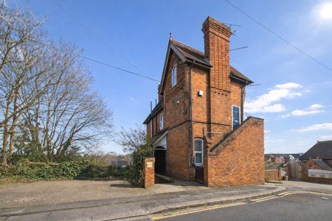 Dover Street, Reading, Berkshire RG1