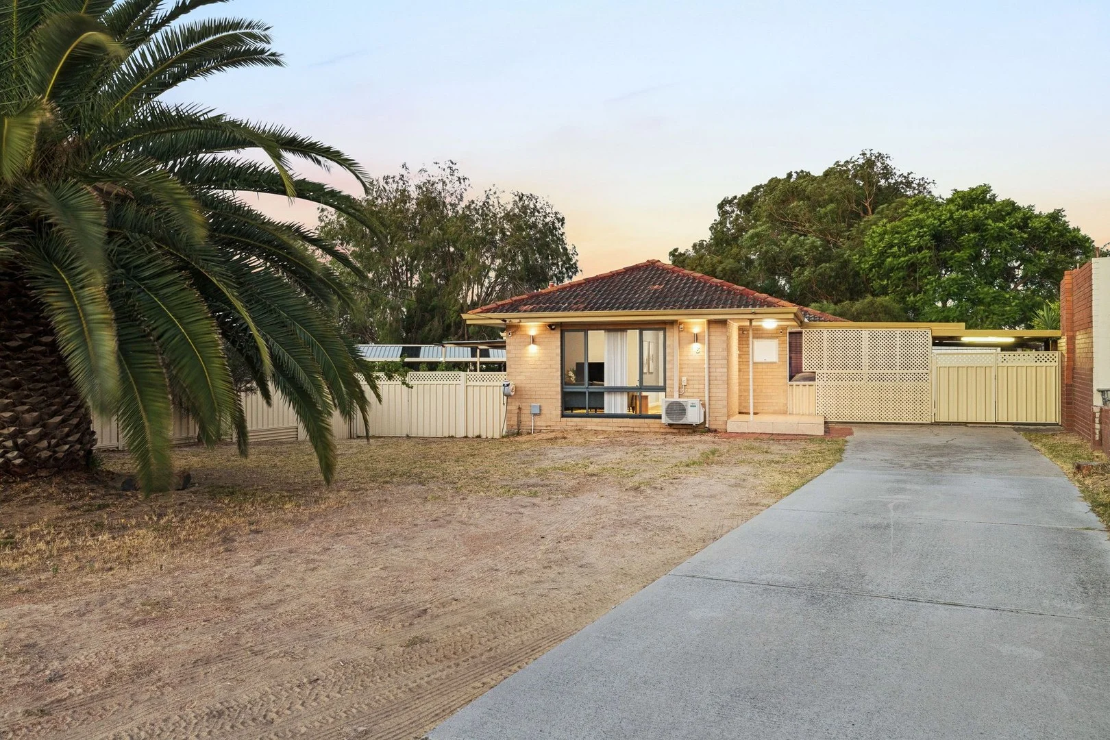 Additional image 2 of 18 Curtis Way, Girrawheen WA 6064