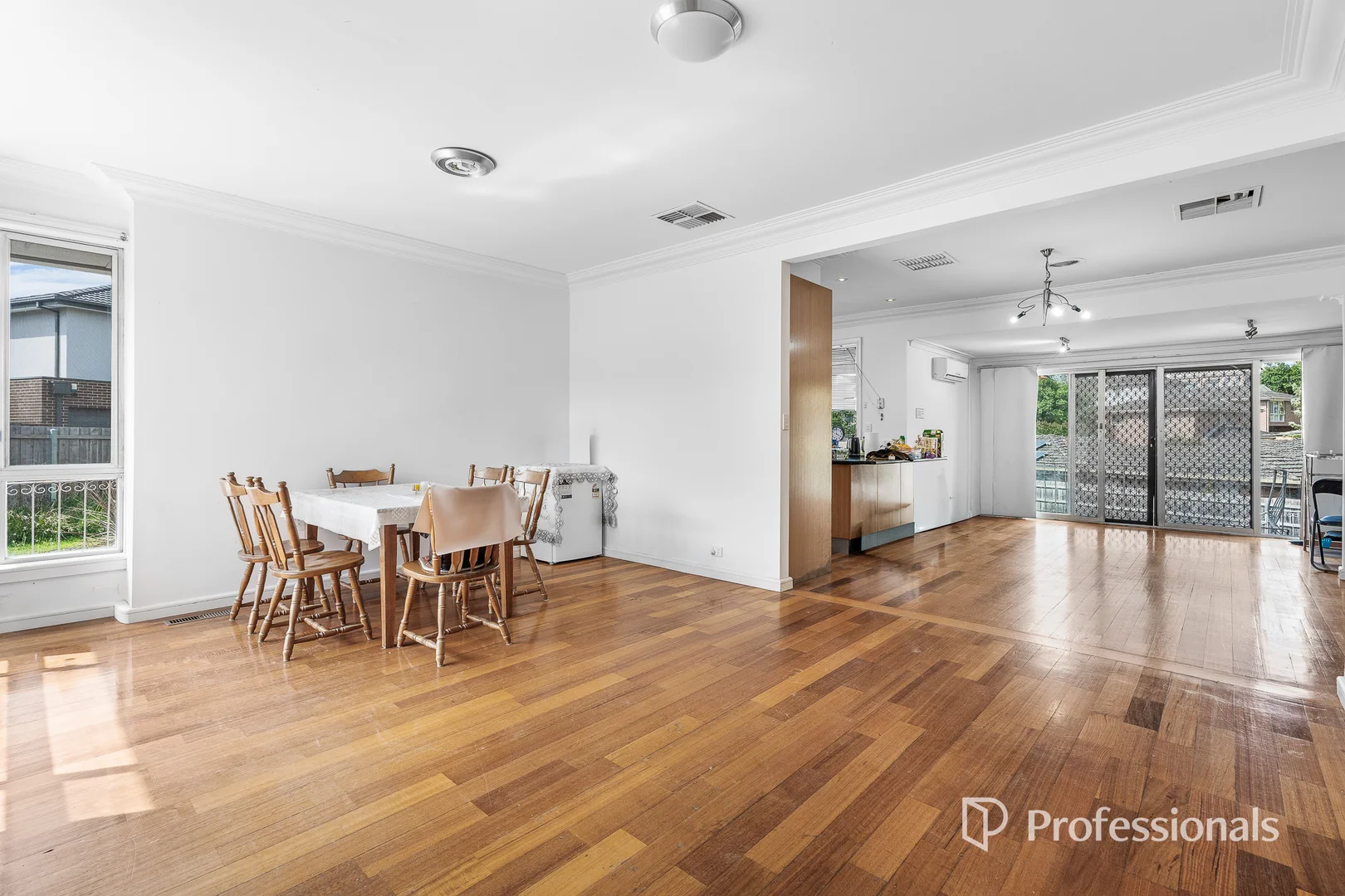 Additional image 2 of 1&2/3 Vicki Court, Doncaster East VIC 3109