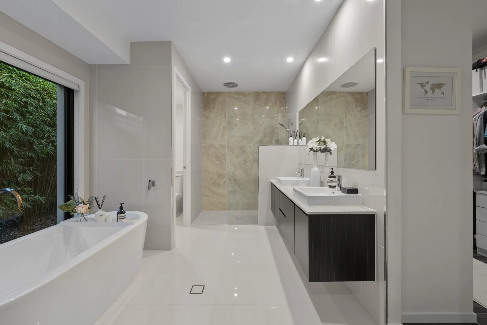 Additional image 14 of 2567 Cressbrook Drive, Hope Island QLD 4212