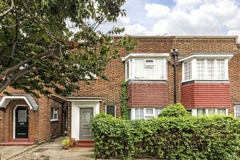 Fairlawn Avenue, Chiswick W4