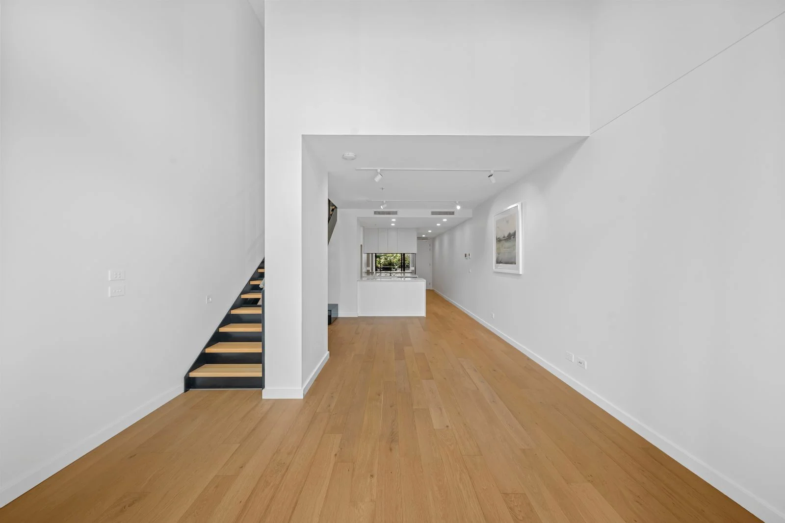 Additional image 5 of M02/71 Constitution Avenue, Campbell ACT 2612