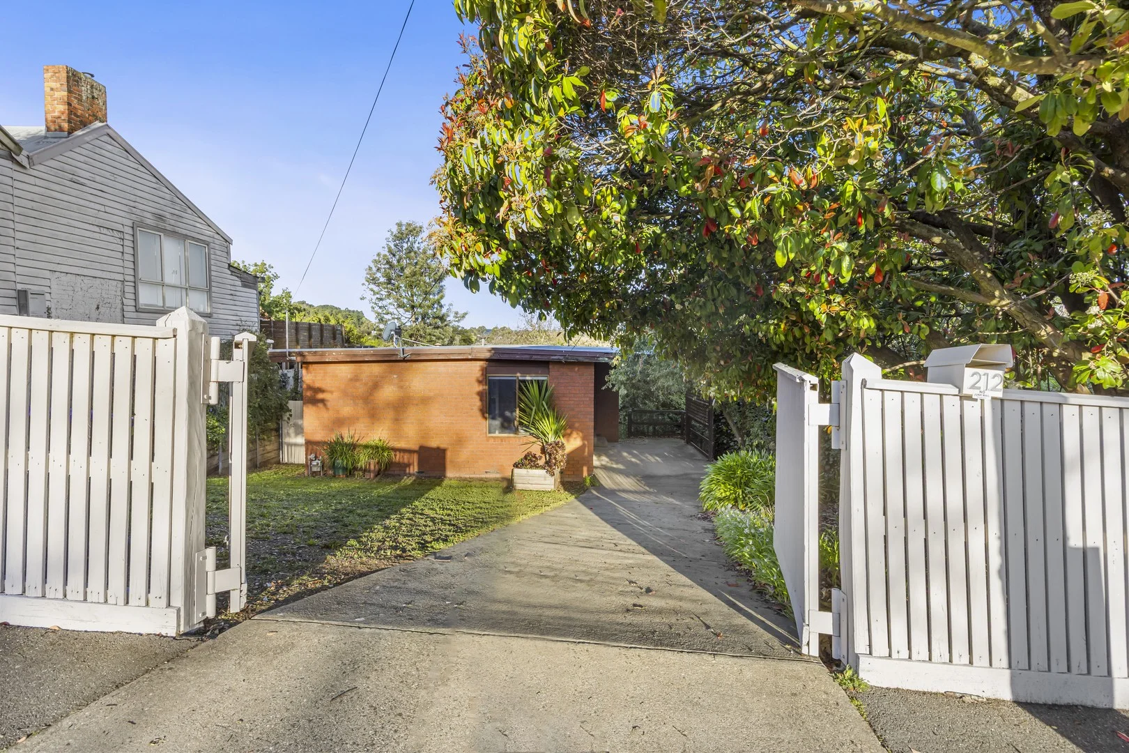 212 Ligar Street, Soldiers Hill VIC 3350