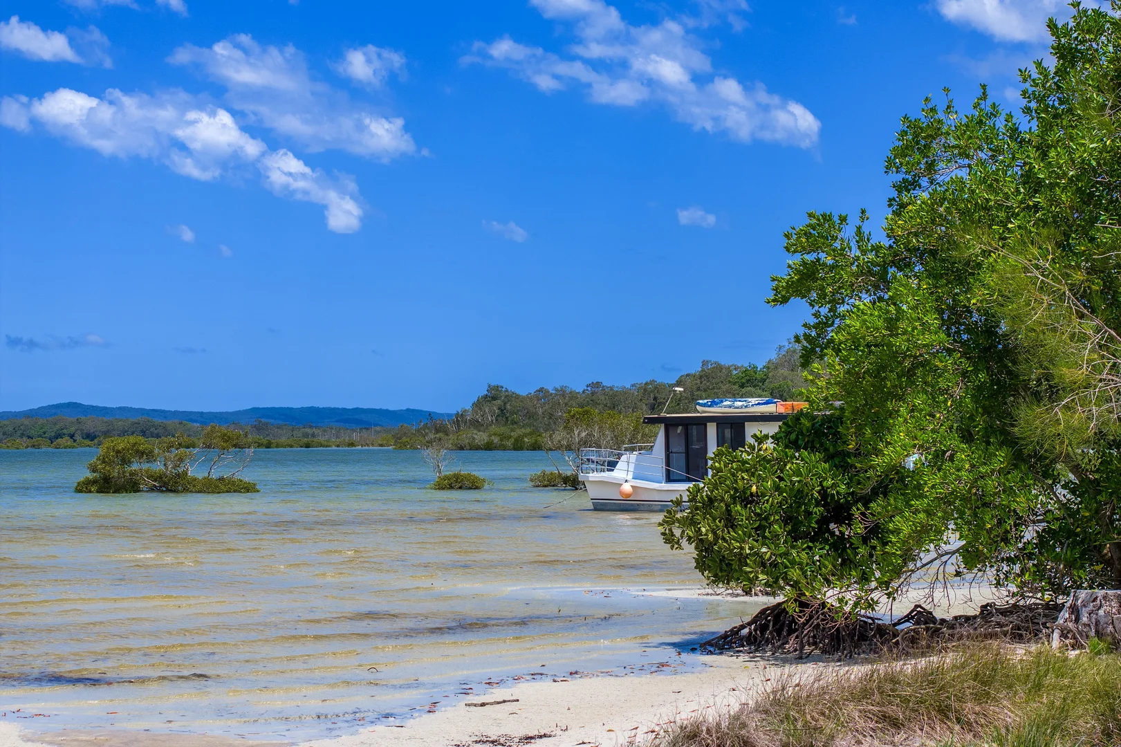 Additional image 33 of 83 Esplanade, Tin Can Bay QLD 4580