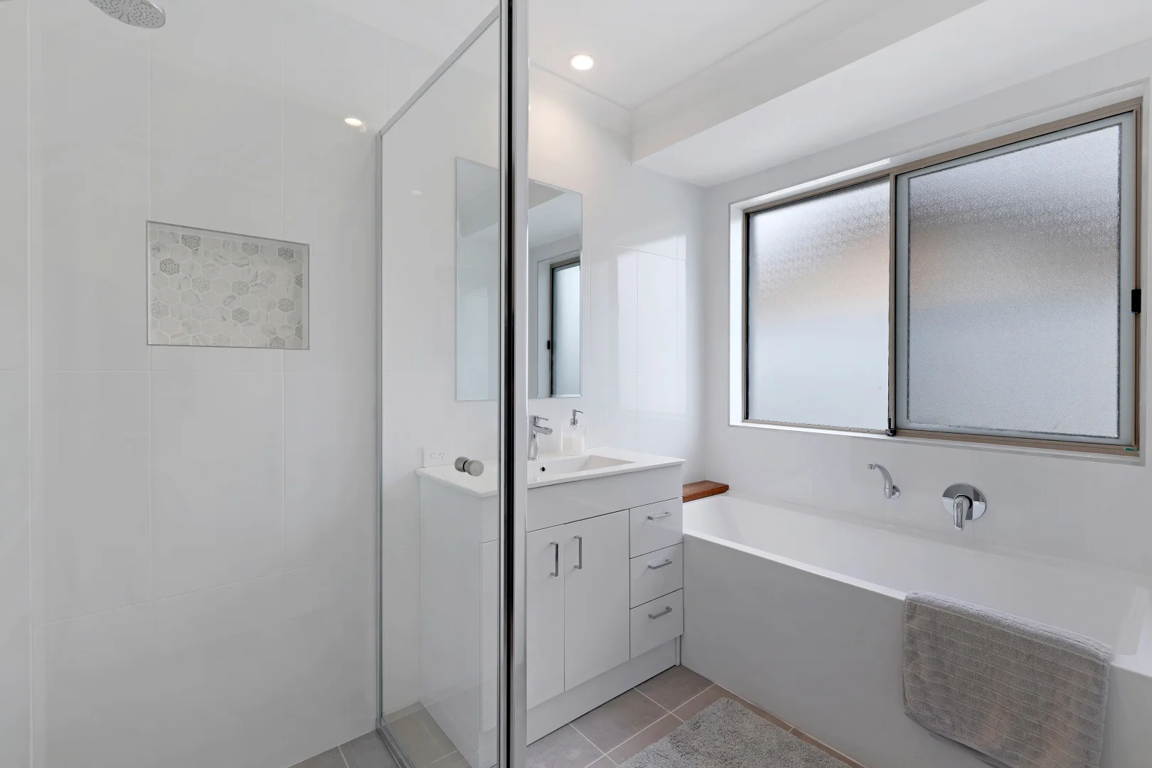 Additional image 17 of 5 Waranga Way, Coombabah QLD 4216