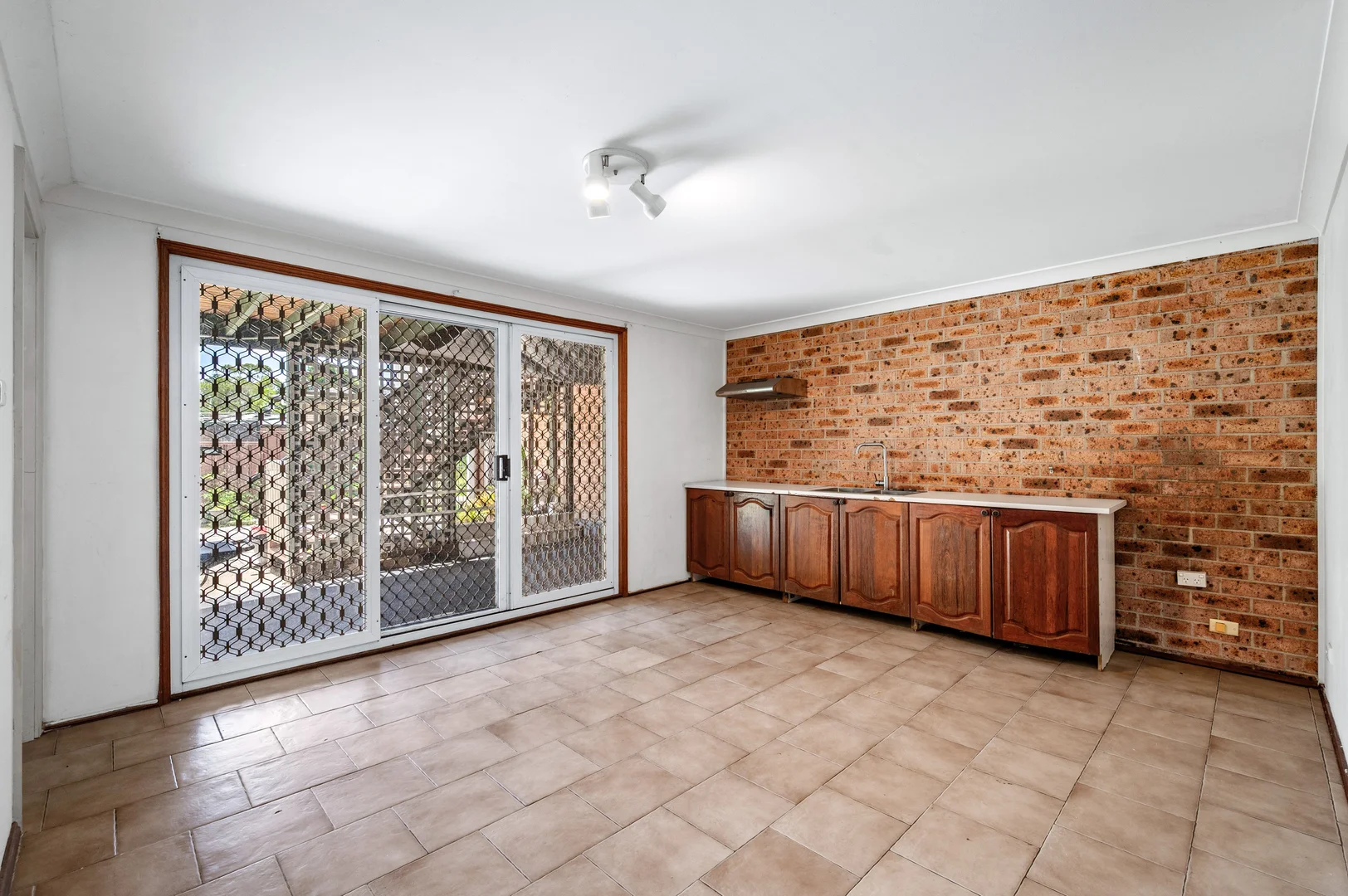 Additional image 8 of 25 Hewitt Place, Minto NSW 2566