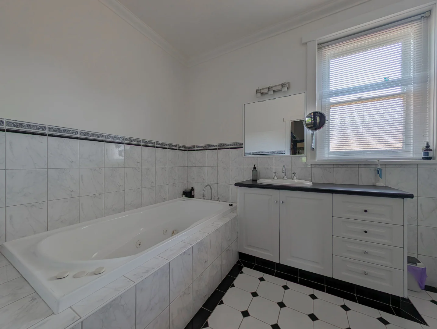 Additional image 15 of 50 Murray Street, Kerang VIC 3579