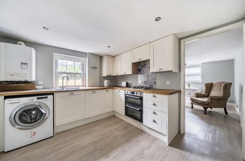 Sidmouth Street, Reading, Berkshire RG1