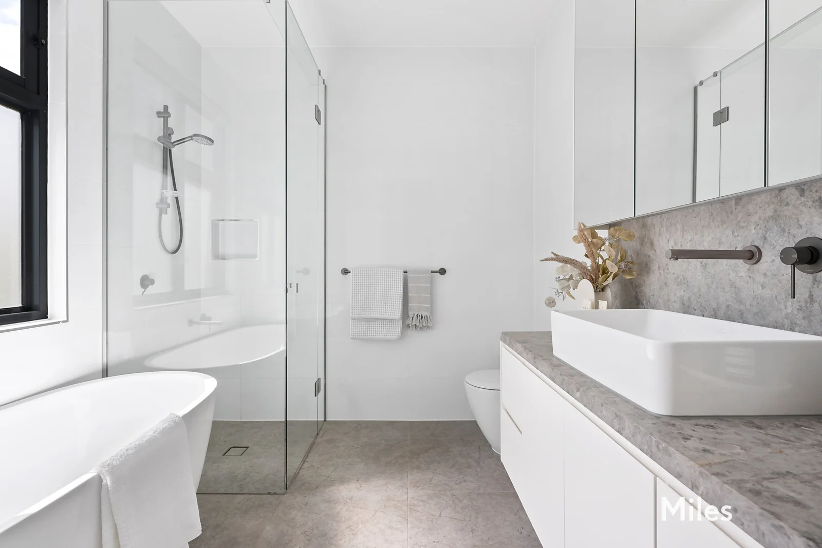 Additional image 9 of 2/51 Wilfred Road, Ivanhoe East VIC 3079