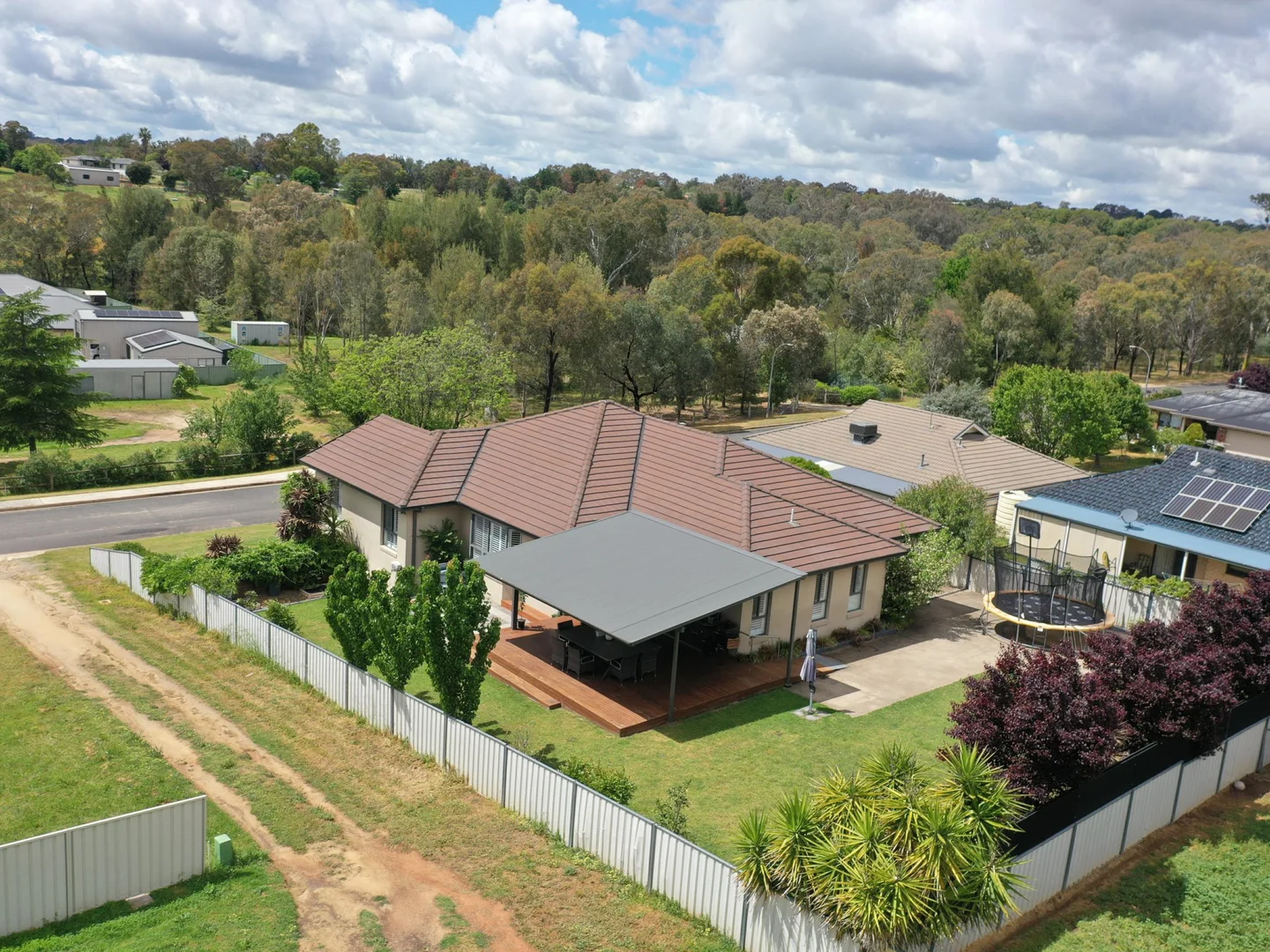 Additional image 23 of 83 Binalong Street, Young NSW 2594