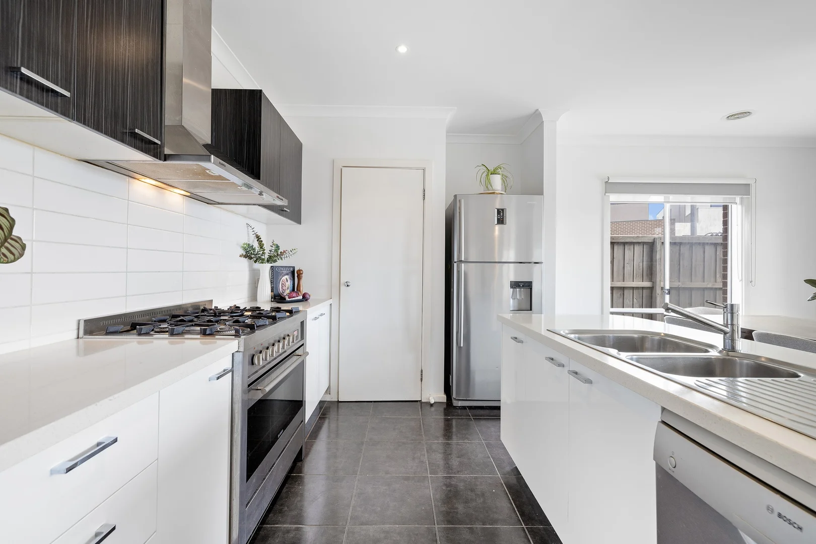 Additional image 6 of 2 Wetland Drive, Patterson Lakes VIC 3197