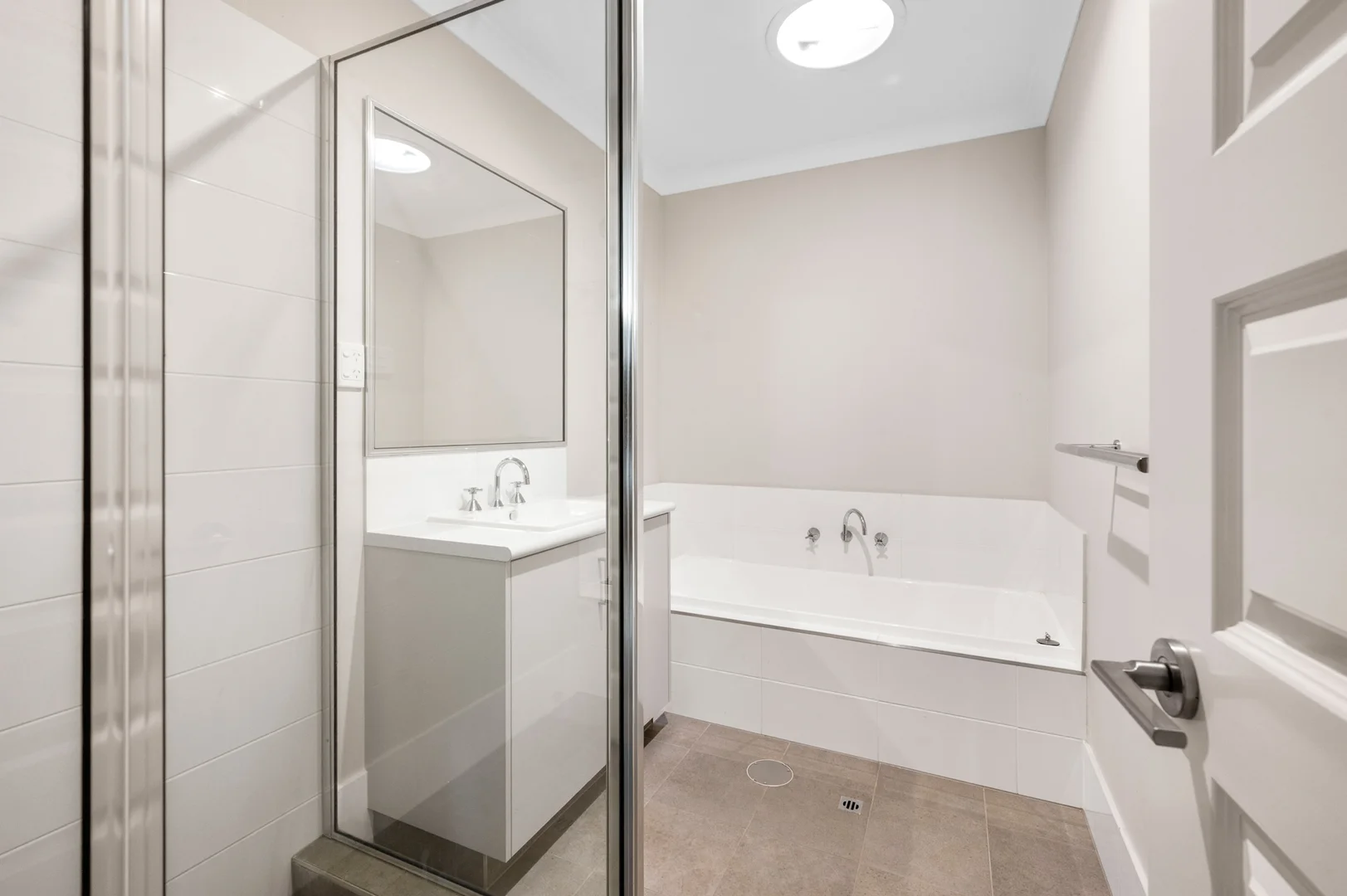 Additional image 12 of 11/4 Rule Court, Somerville WA 6430