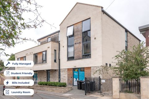 30 St Johns Road, Bath BA2, Studio to rent