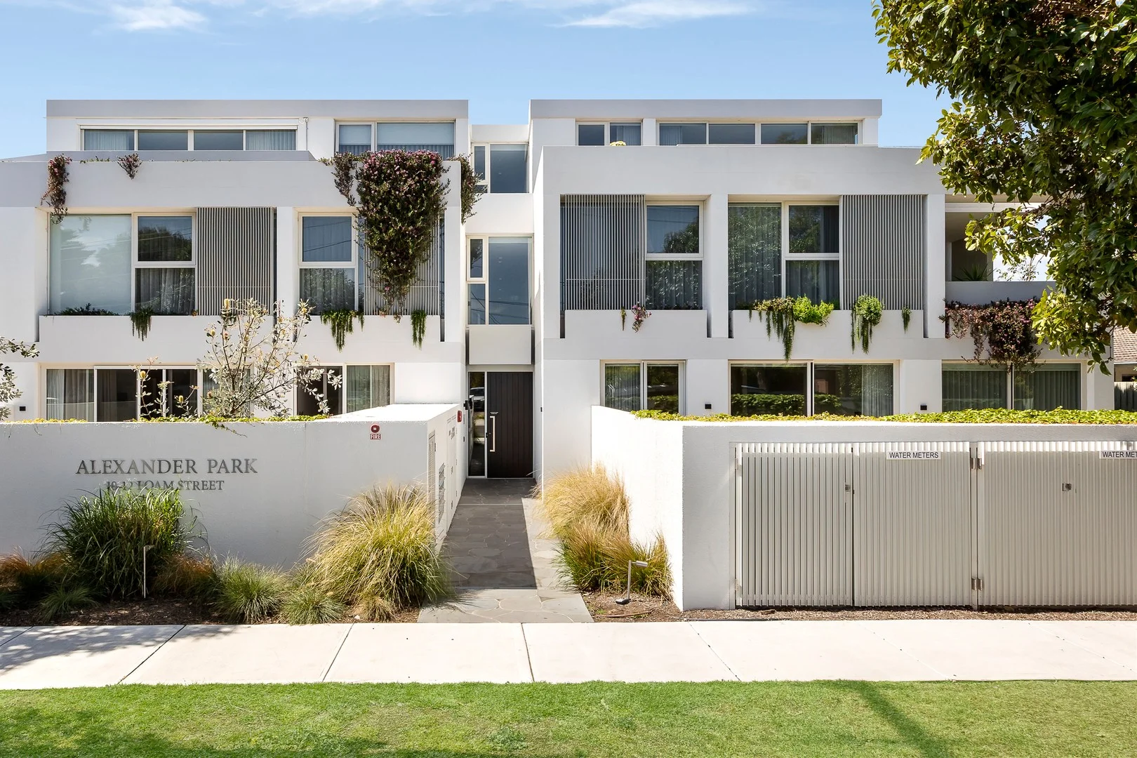 Additional image 2 of 104/10 Foam Street, Hampton VIC 3188