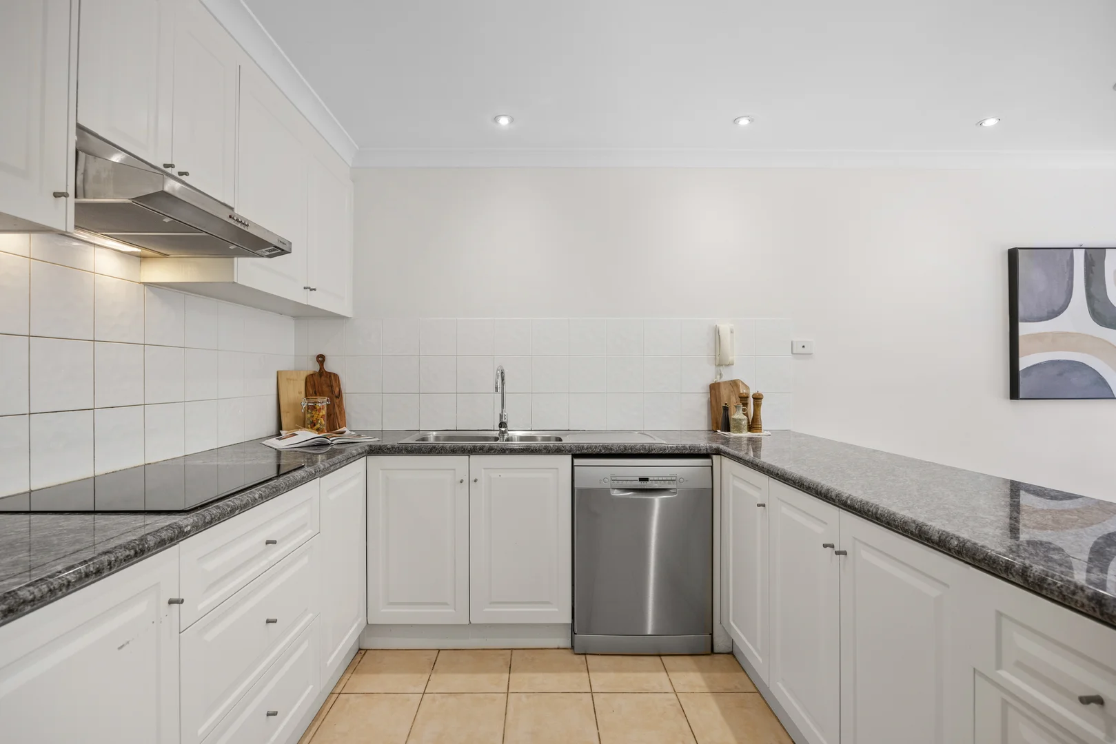 Additional image 6 of 2/405-409 Manningham Road, Doncaster VIC 3108