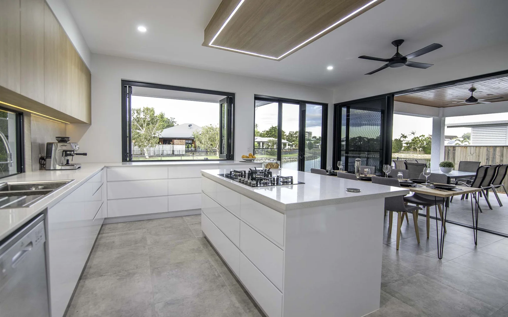 Additional image 3 of 34 Blue Water Lane, Trinity Beach QLD 4879