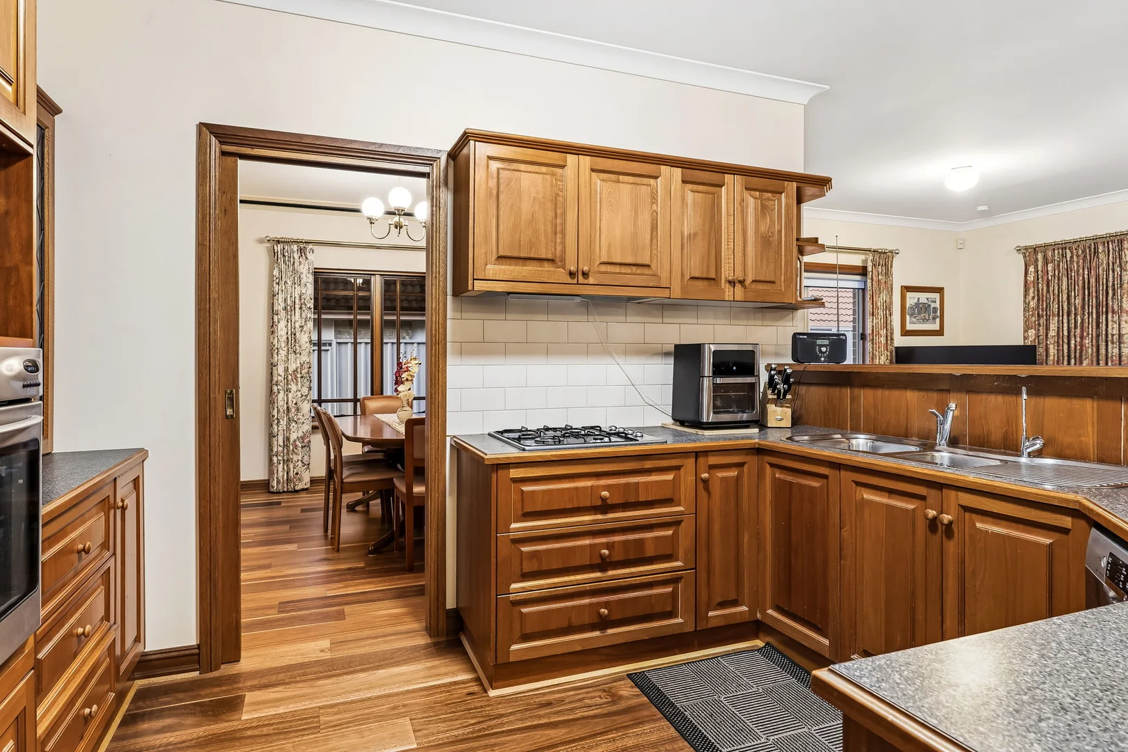 Additional image 6 of 16 The Dress Circle, Athelstone SA 5076