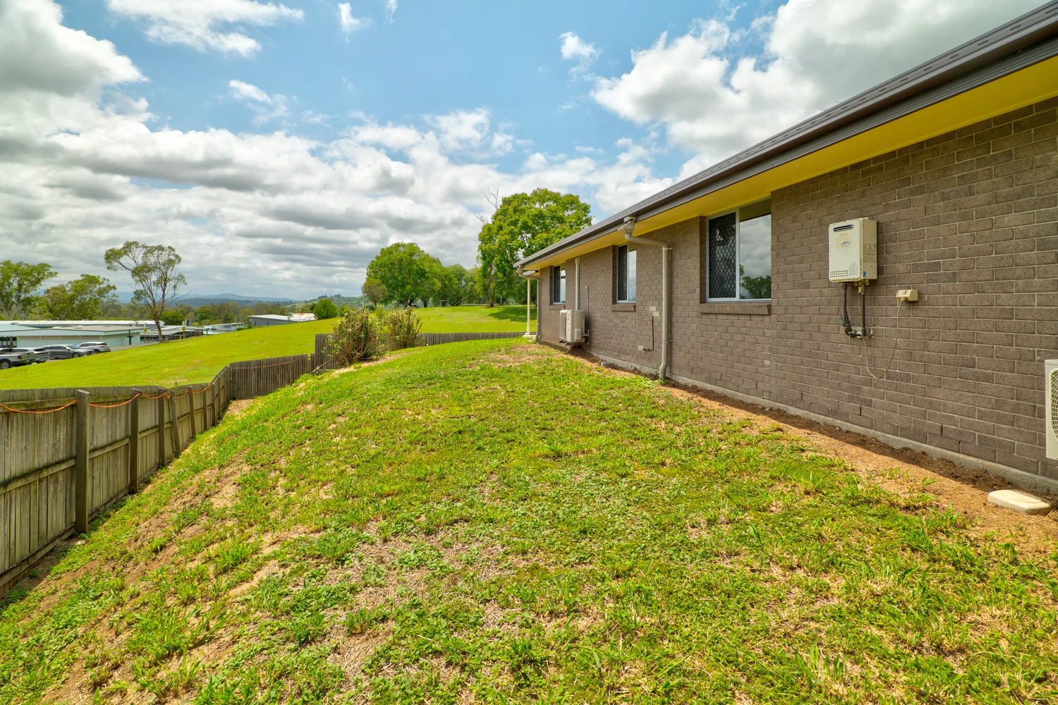 Additional image 16 of 17 Ramsey Crt, Lowood QLD 4311