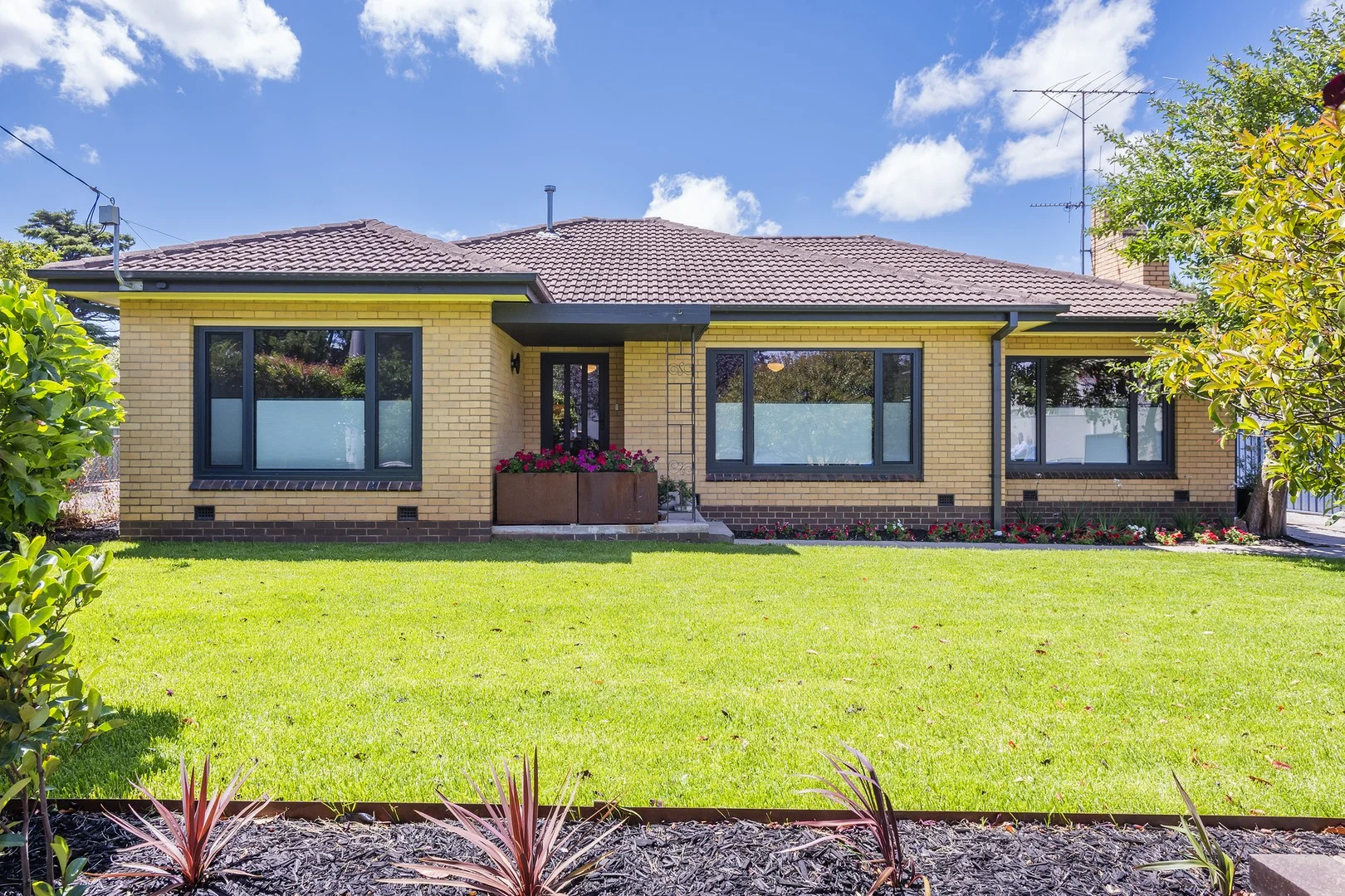 Additional image 22 of 4 Hutton Street, Kyneton VIC 3444