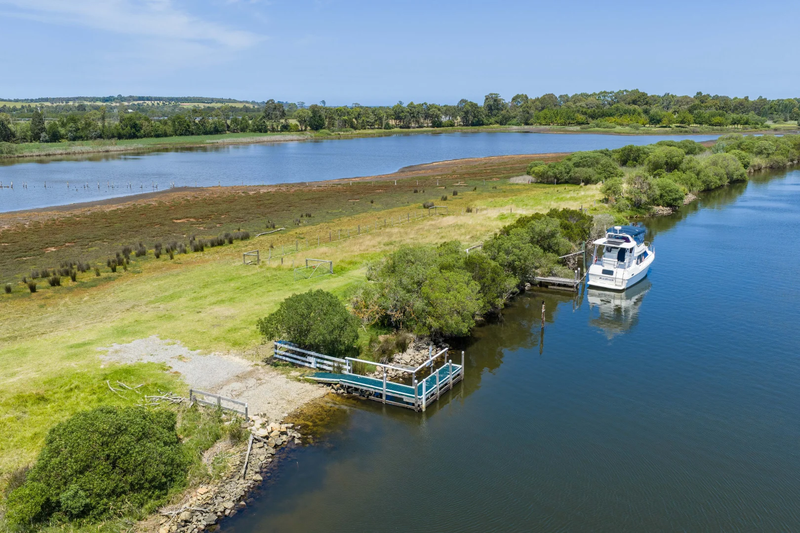 Additional image 32 of 305 Punt Rd, Metung VIC 3904