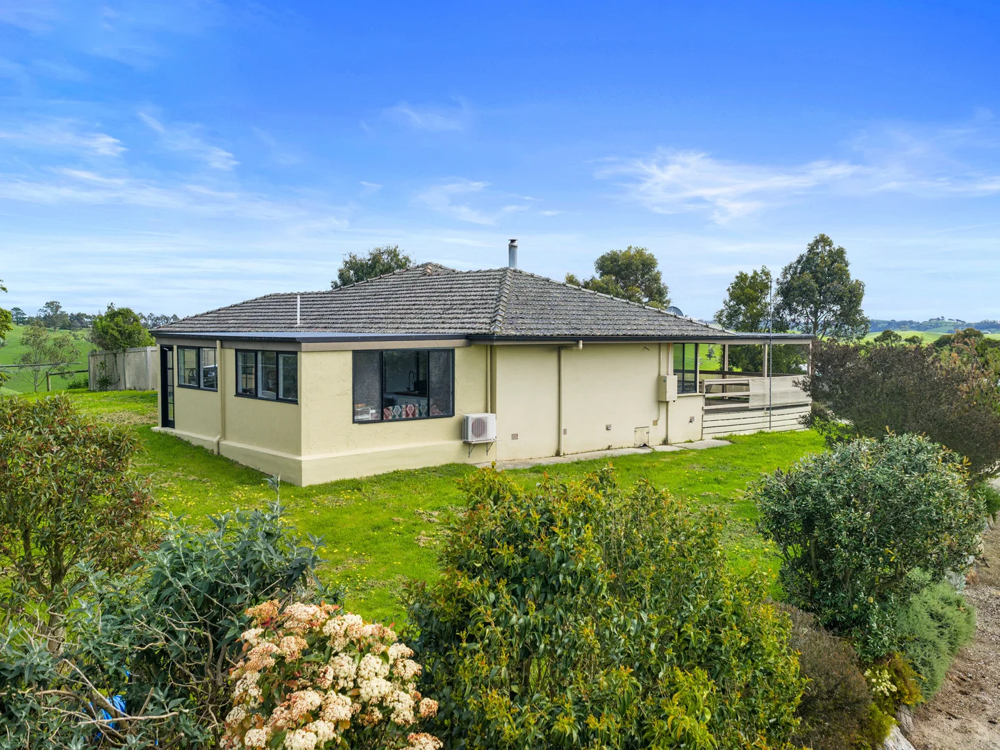 Additional image 21 of 145 South Road, Loch VIC 3945