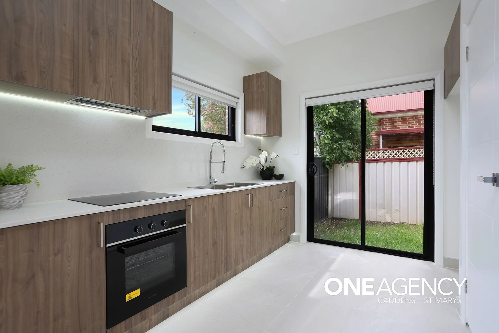 Additional image 2 of 1-10/49-51 College Street, Cambridge Park NSW 2747