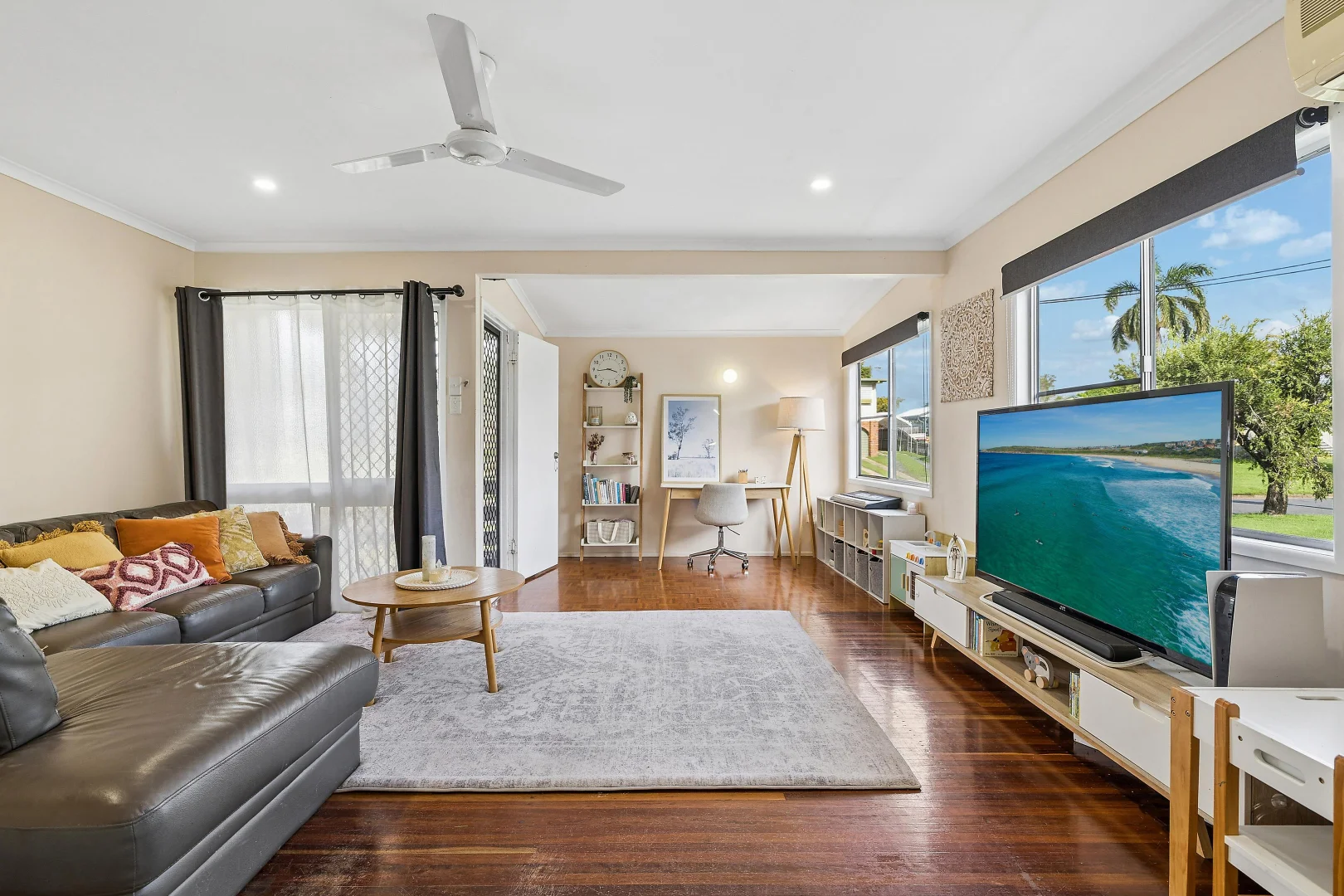 Additional image 2 of 290 Blanchfield Street, Koongal QLD 4701