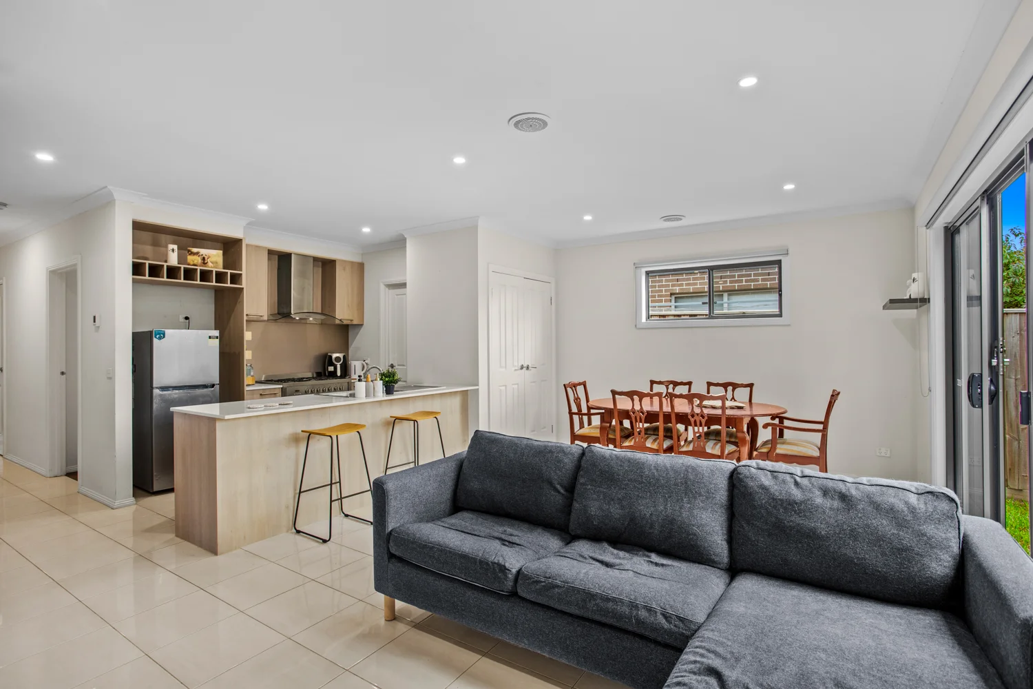 Additional image 10 of 13 Great Banjo Street, Clyde North VIC 3978