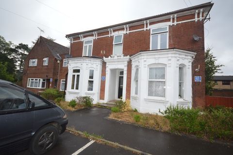 |Ref: R153610 |, Clifton Road, Southampton SO15, Studio to rent