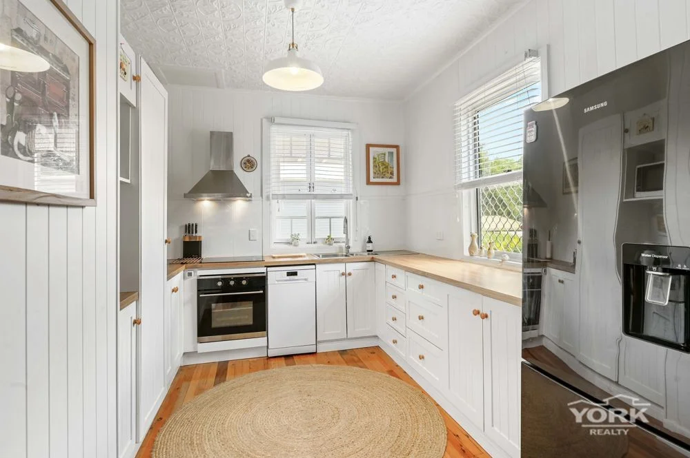 Additional image 9 of Centenary Heights QLD 4350