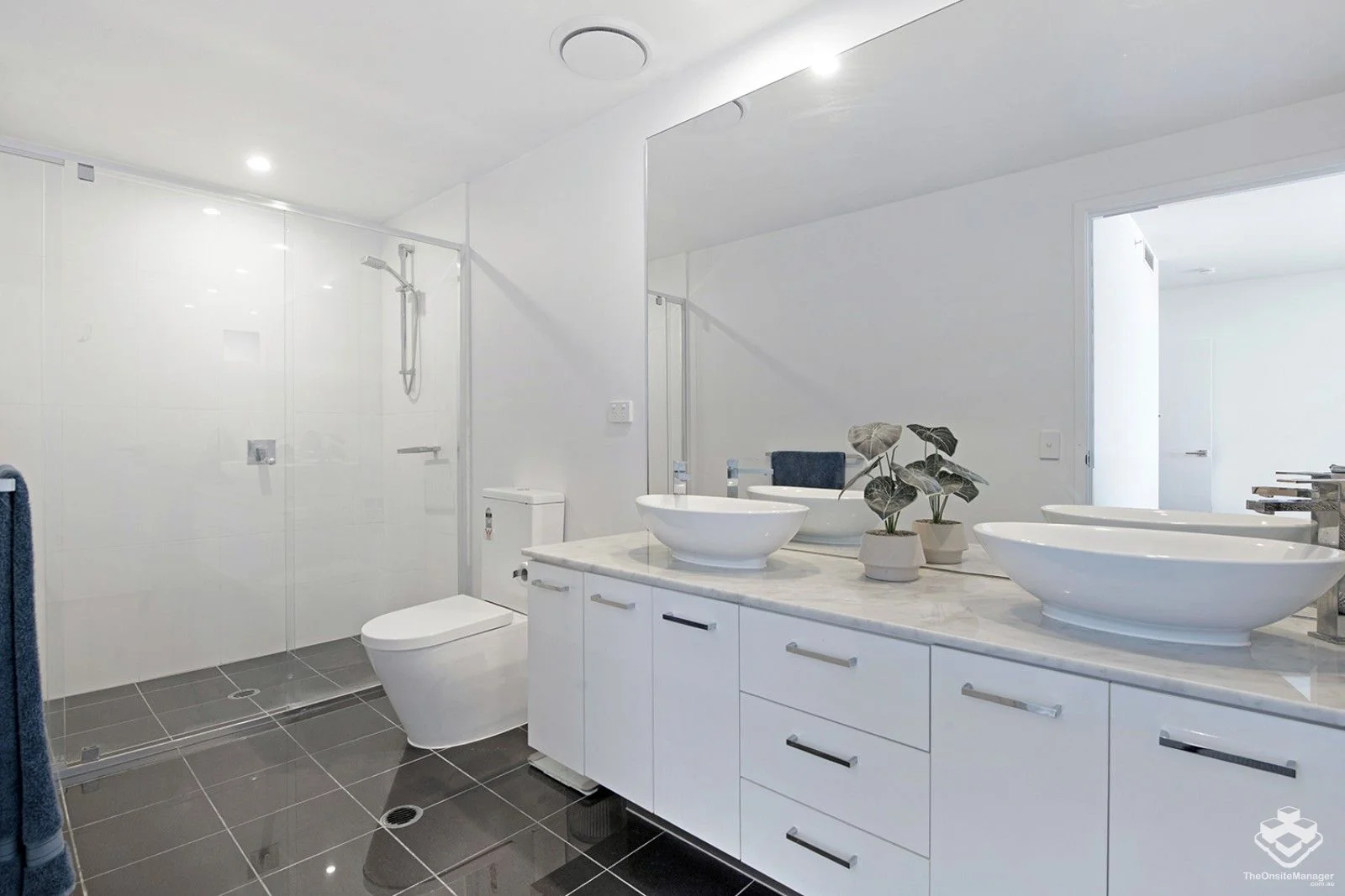 Additional image 17 of 11309/5 Harbourside Court, Biggera Waters QLD 4216
