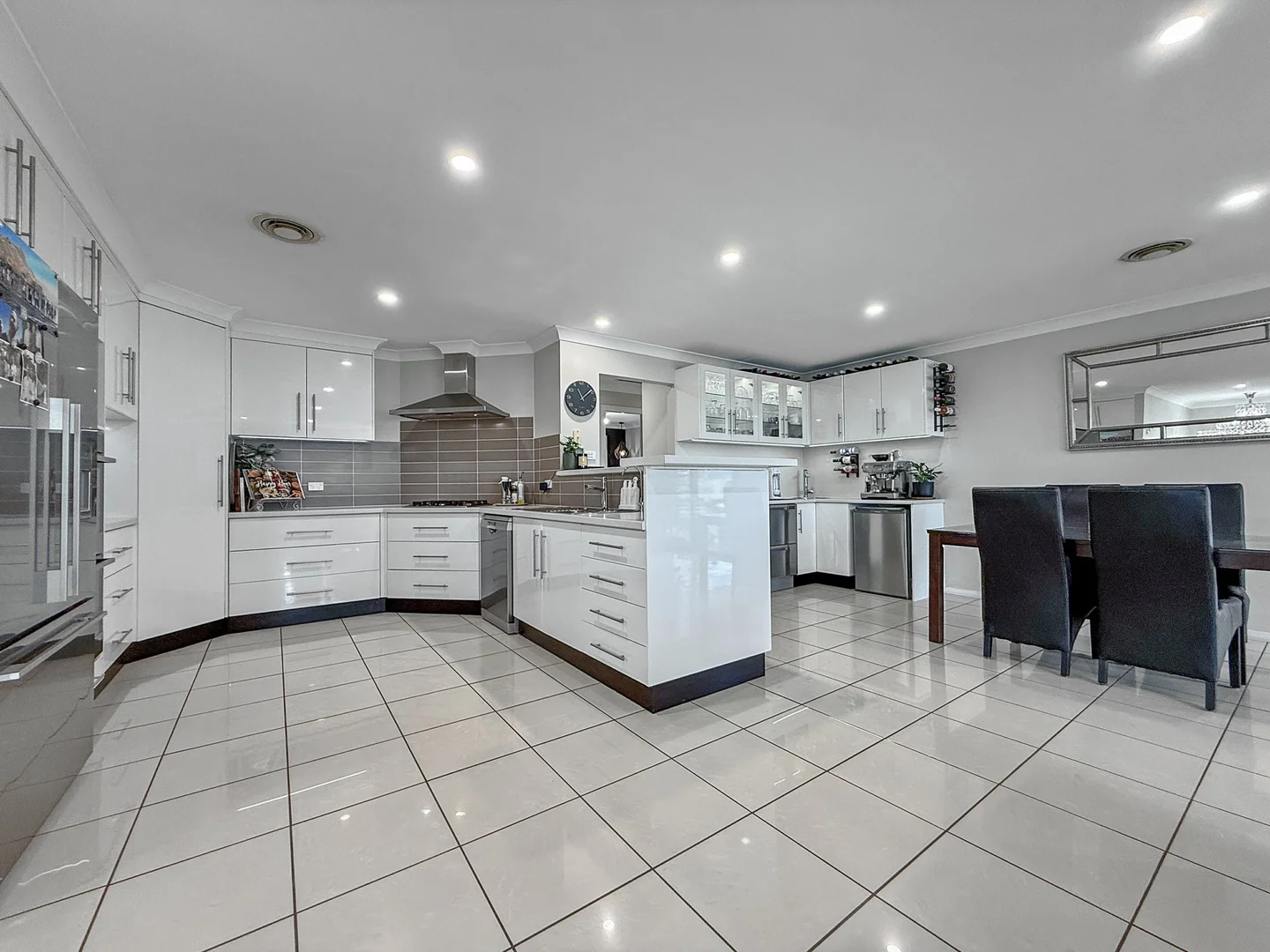 Additional image 5 of 83 Binalong Street, Young NSW 2594