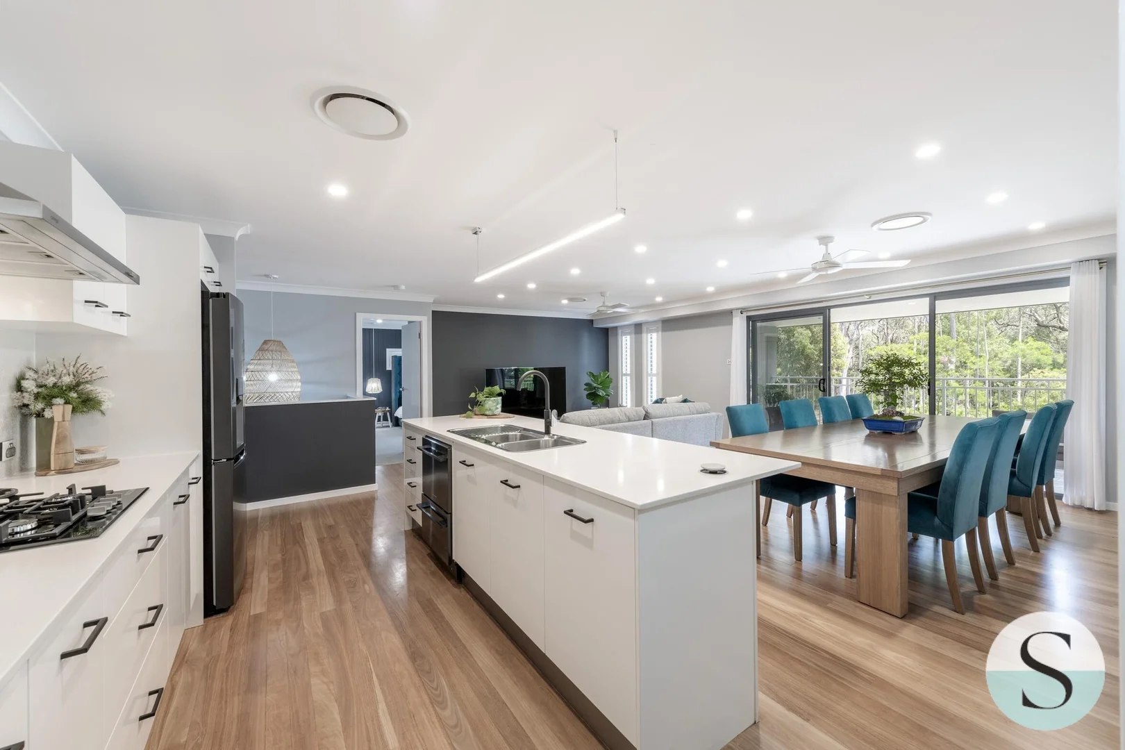 Additional image 4 of 44 Nightshade Crescent, Murrays Beach NSW 2281