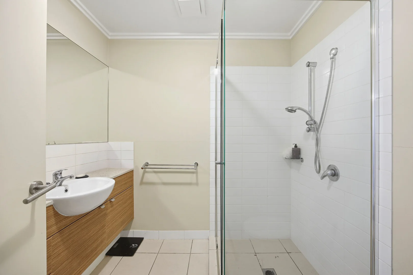 Additional image 8 of 18/154 Musgrave Ave, Southport QLD 4215