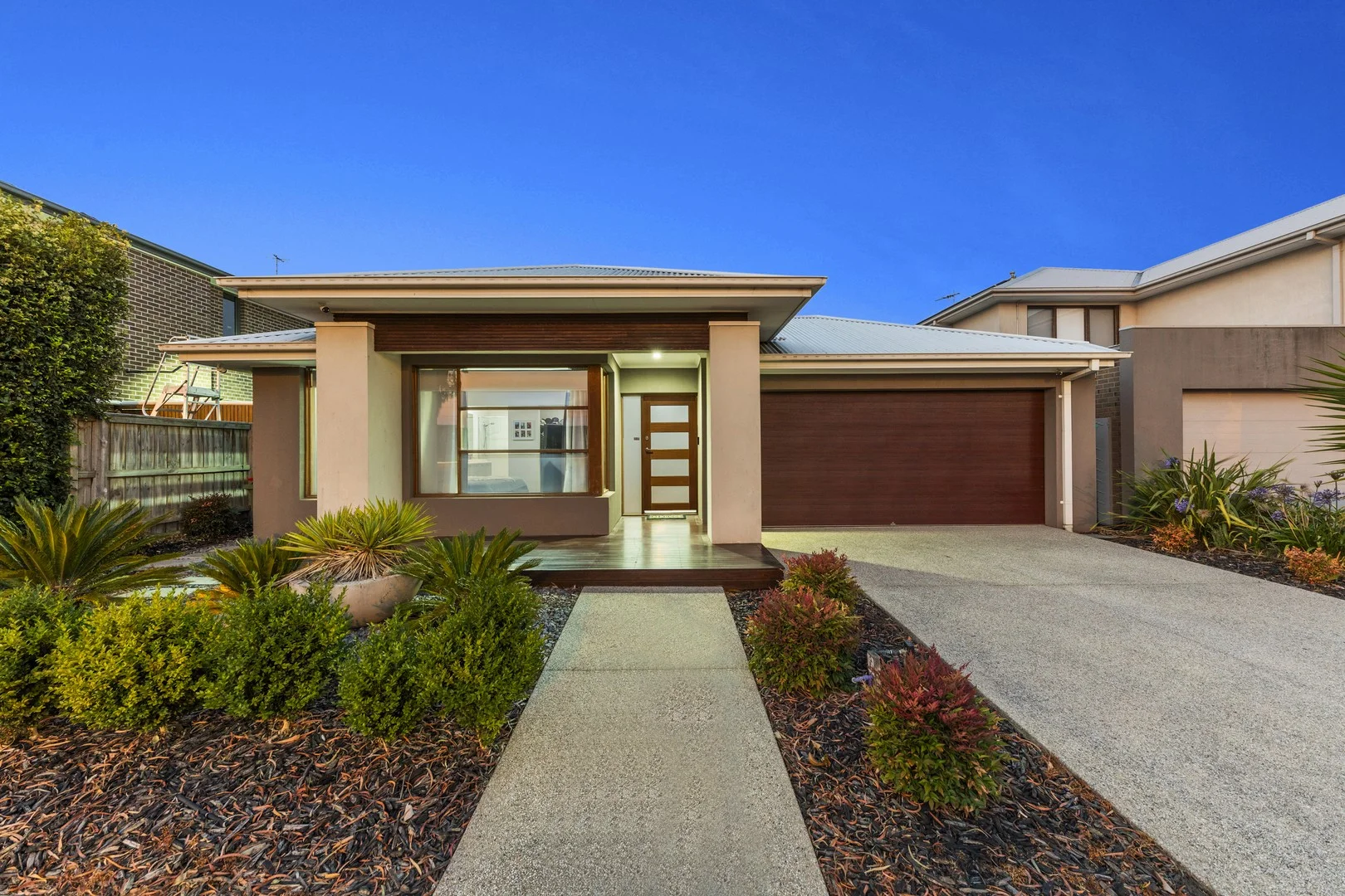 10 Hardwick Place, Officer VIC 3809