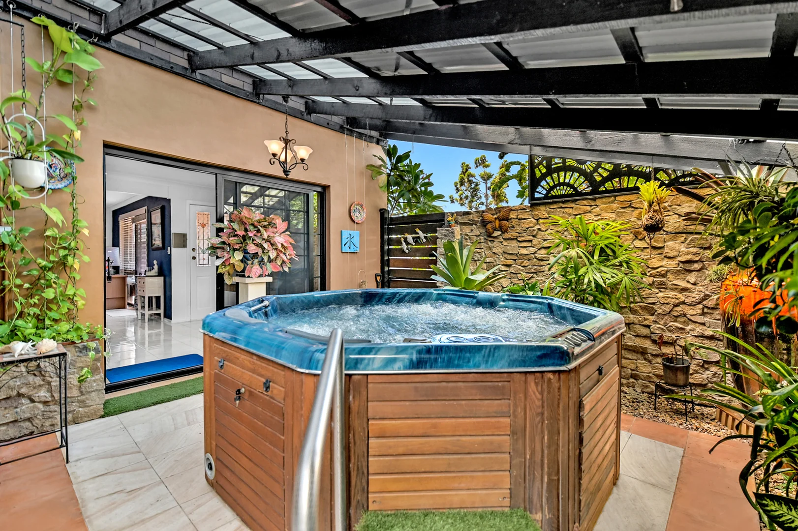 Additional image 16 of 8 Daru Avenue, Runaway Bay QLD 4216