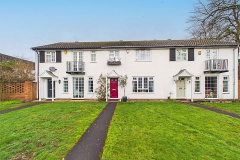 Hollins Walk, Reading, Berkshire RG30