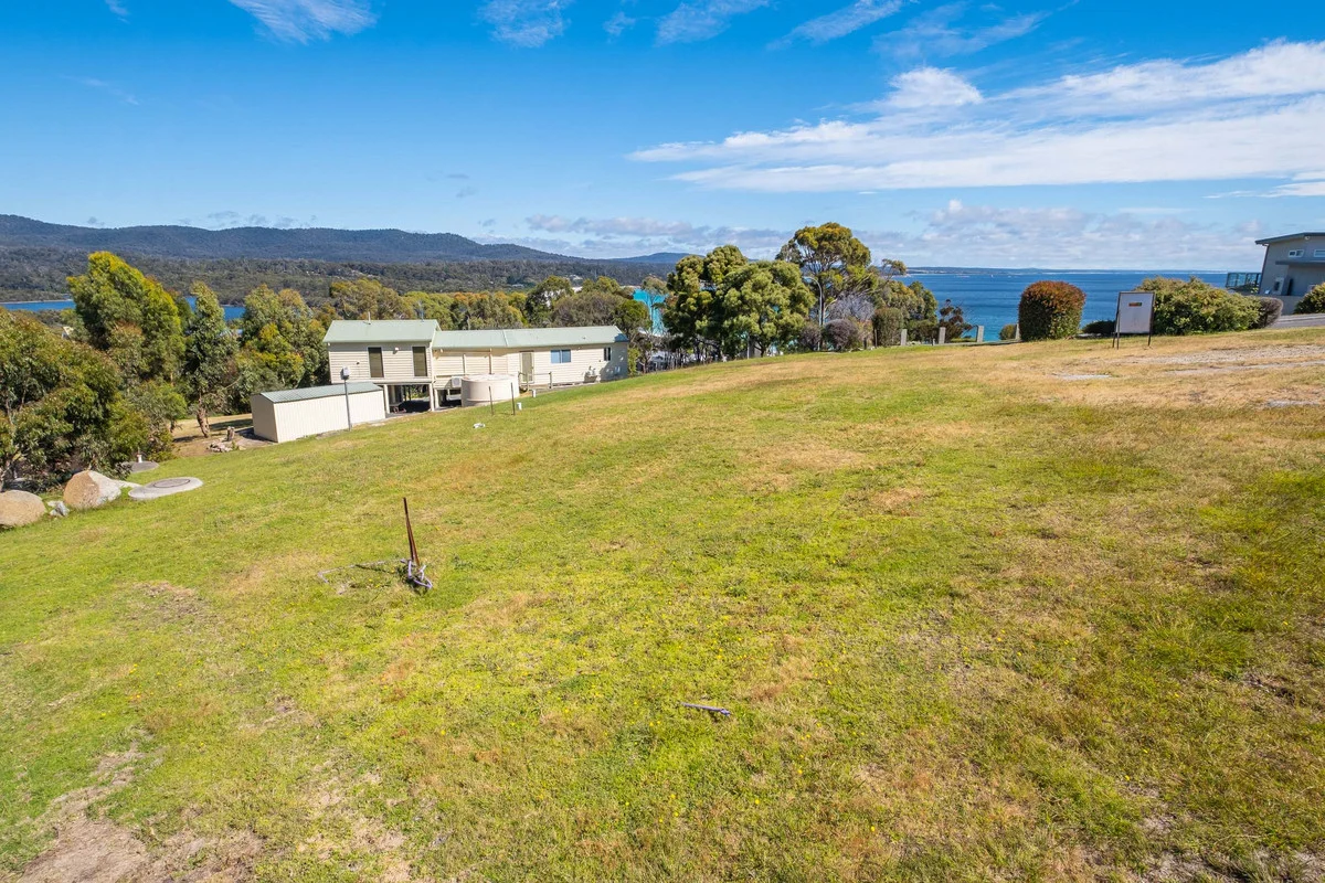 Additional image 12 of 14 Wedge Court, Binalong Bay TAS 7216