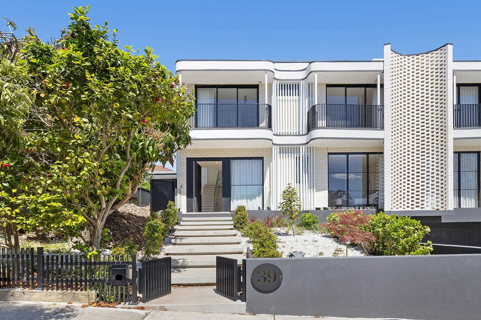 39 High Street, Hunters Hill NSW 2110