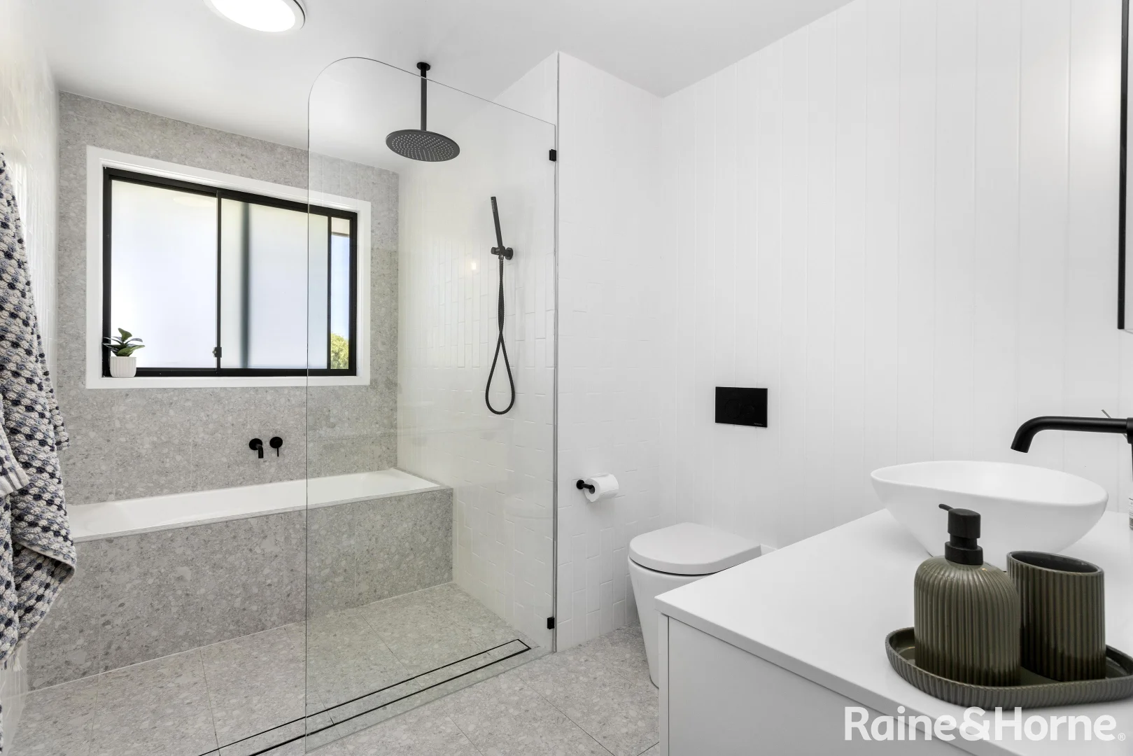 Additional image 20 of 48 Surfleet Place, Kiama NSW 2533
