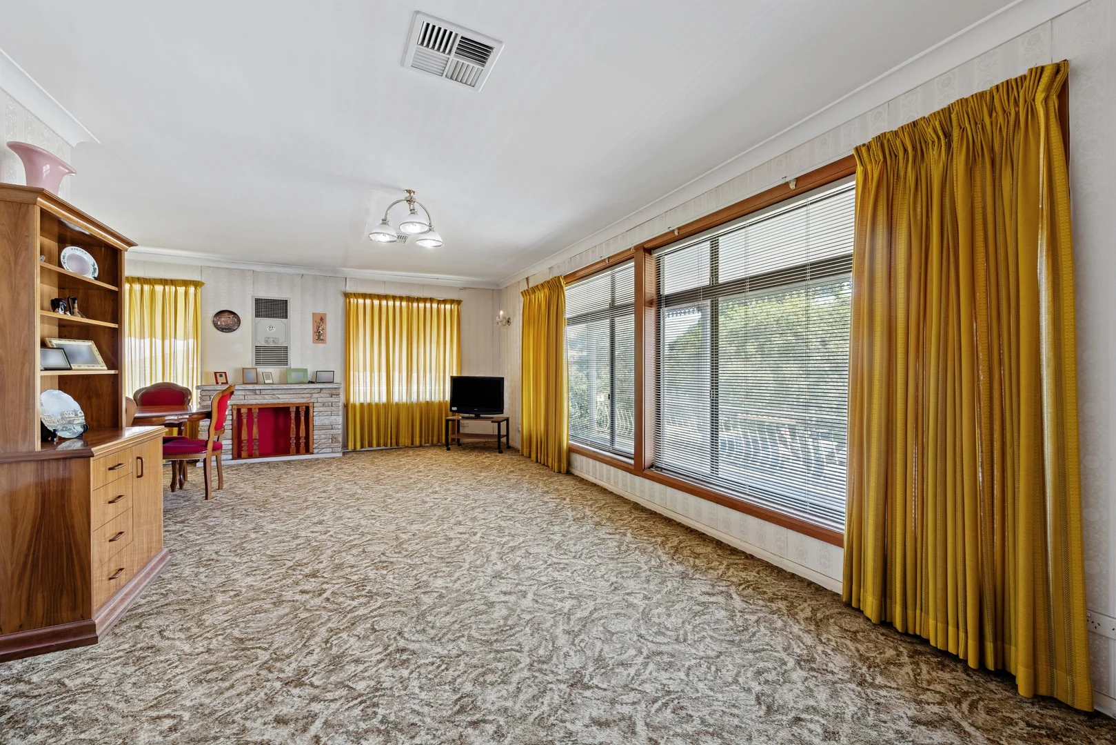 Additional image 4 of 28 Koorabel Street, Lugarno NSW 2210