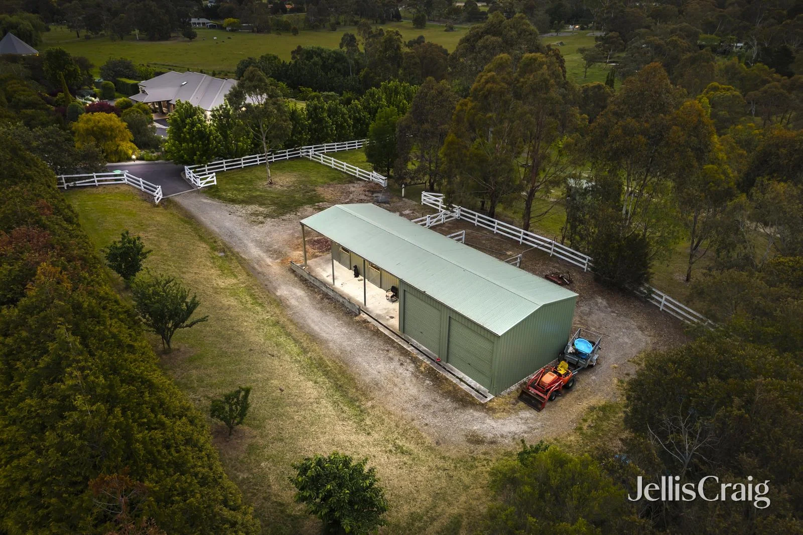 Additional image 21 of 7 Honeysuckle Way, Chirnside Park VIC 3116