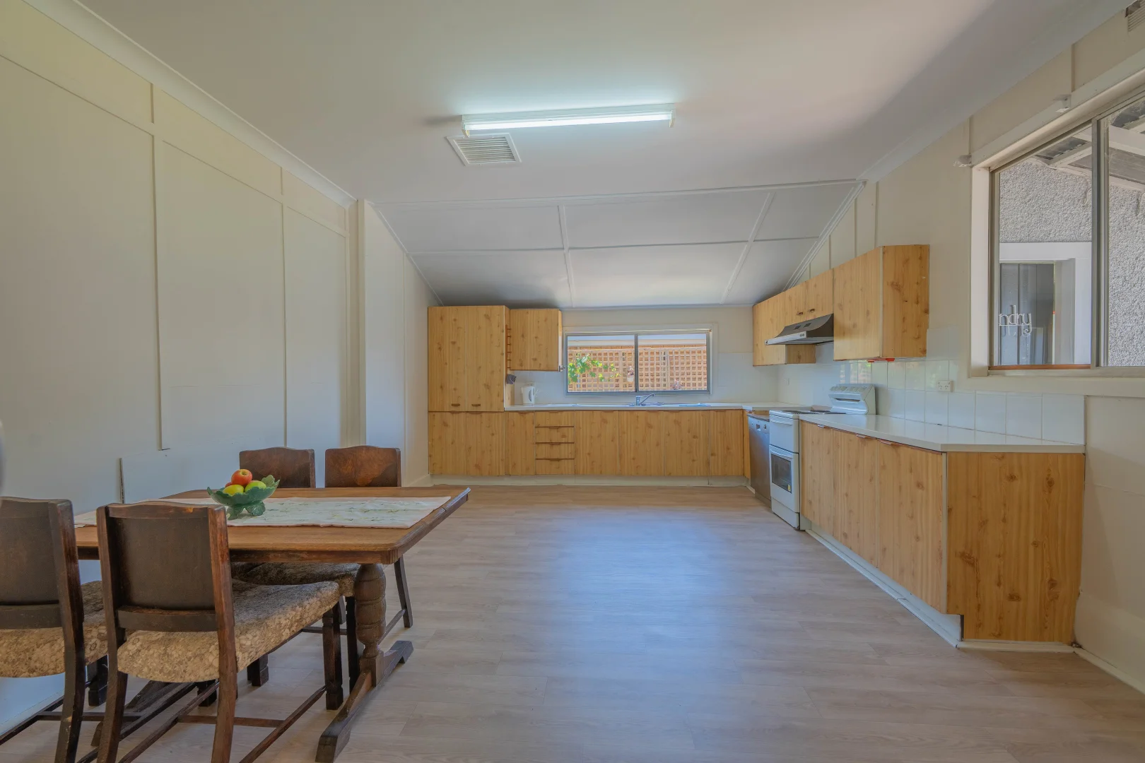 Additional image 25 of 46 Court Street, West Wyalong NSW 2671