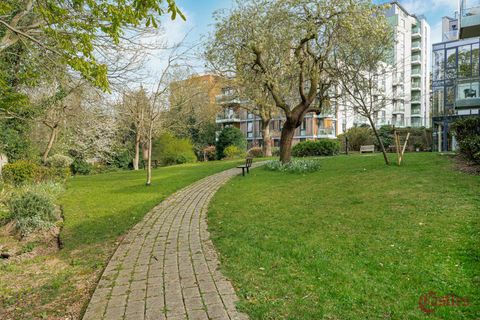 Roden Court, Hornsey Lane N6