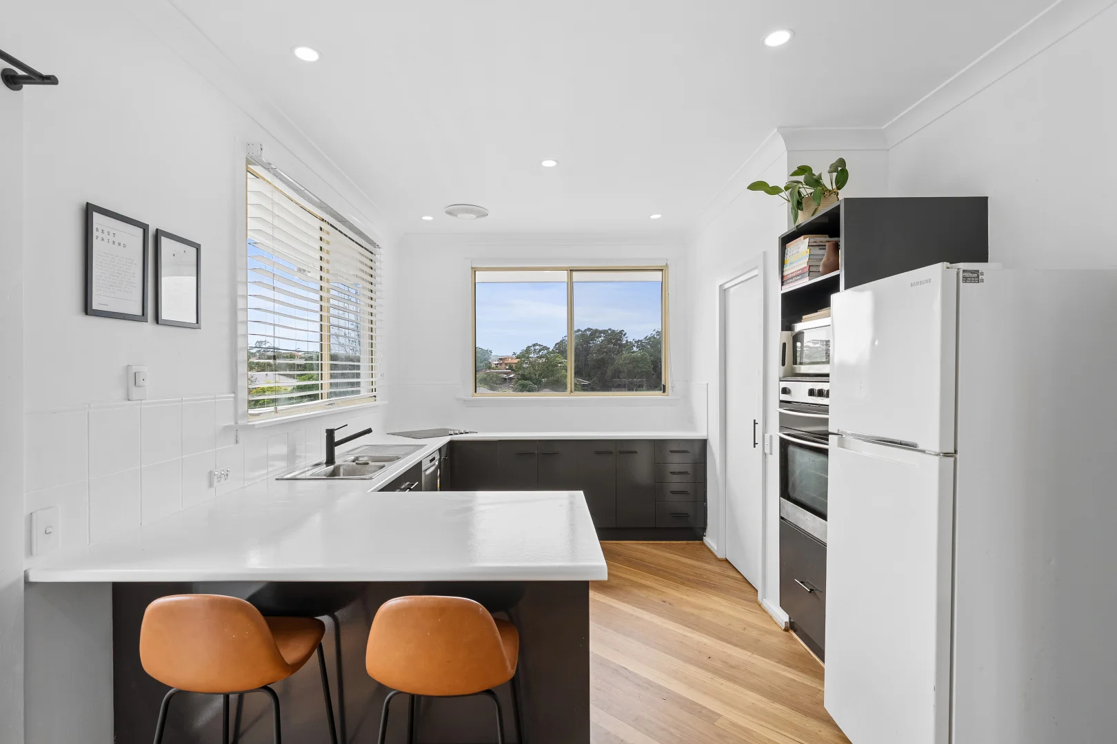 Additional image 2 of 3 Stewart Brougham Close, Lisarow NSW 2250