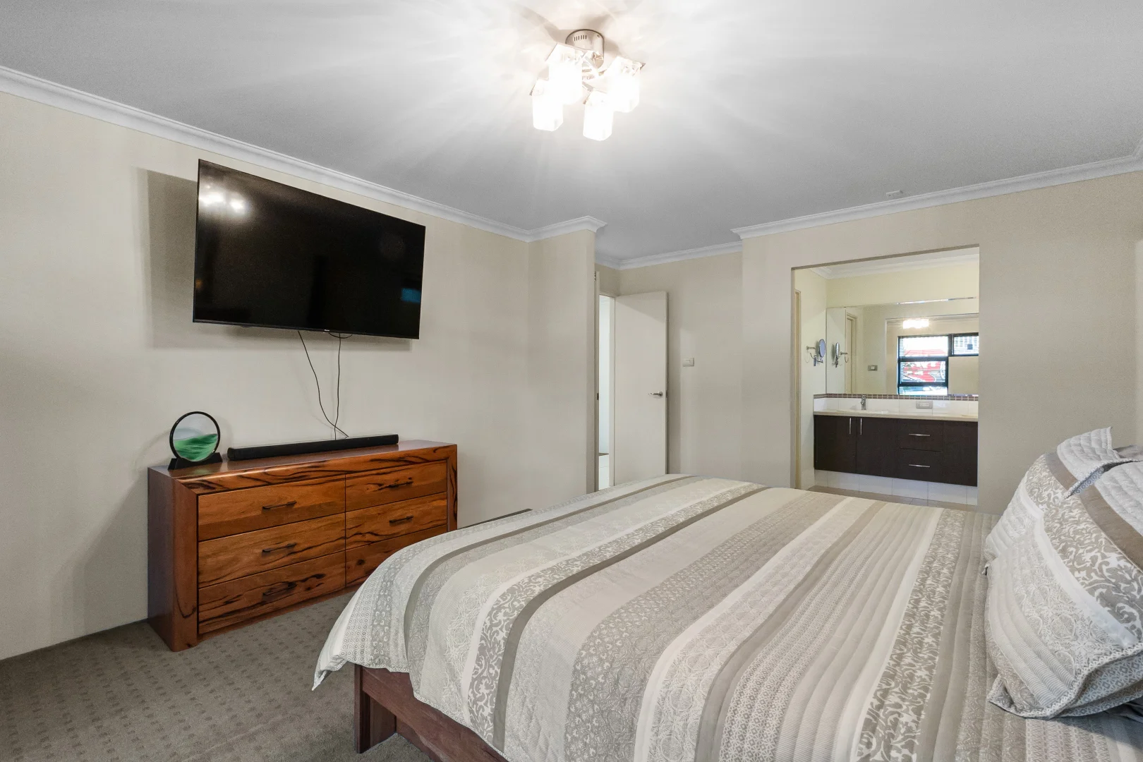 Additional image 21 of 32 Florida Drive, Landsdale WA 6065