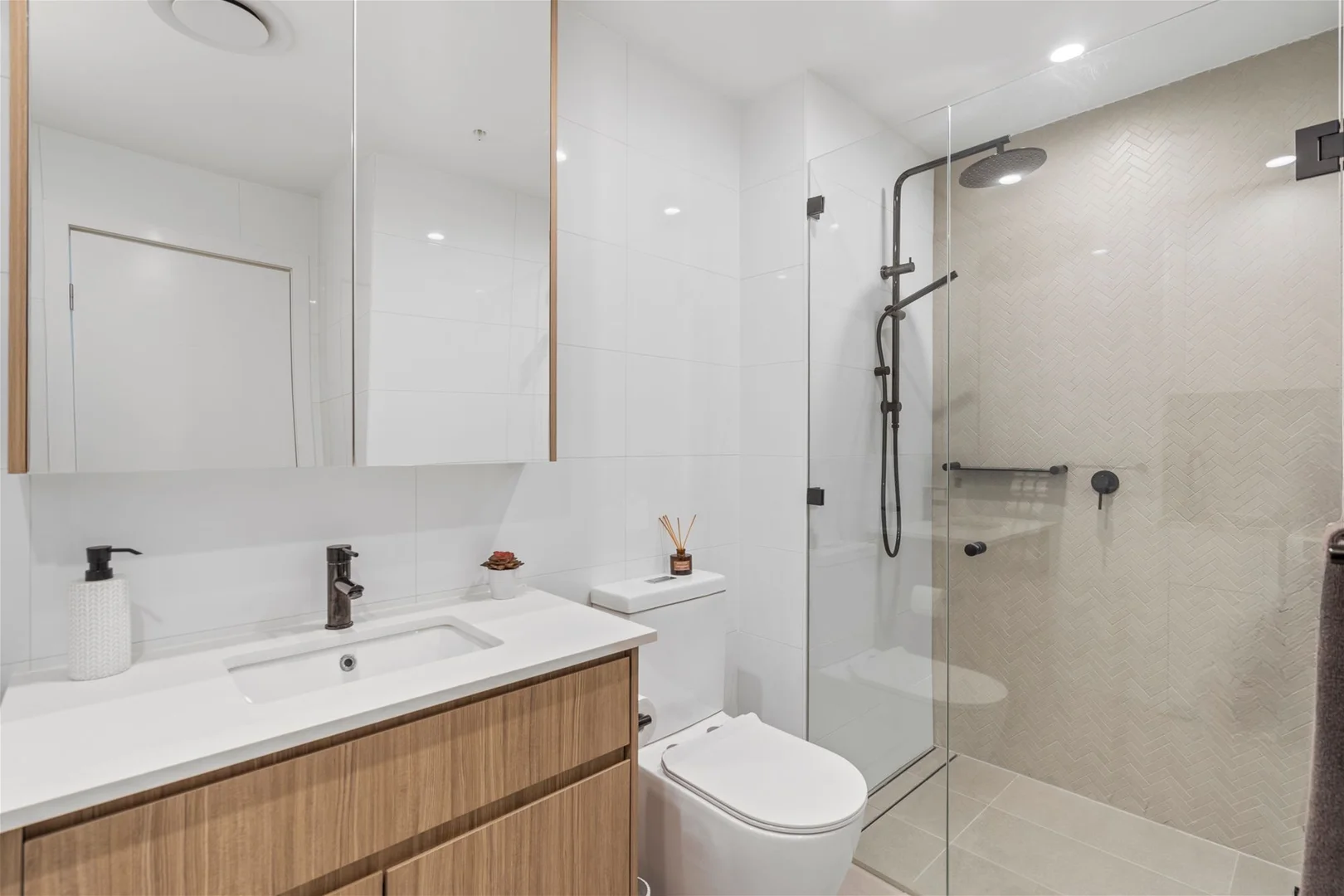 Additional image 9 of 504/59 Meron Street, Southport QLD 4215