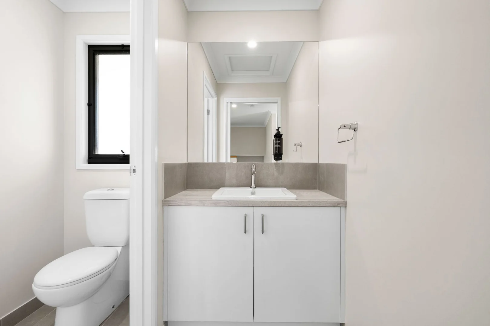 Additional image 12 of 1/4 Butler Court, Bright VIC 3741